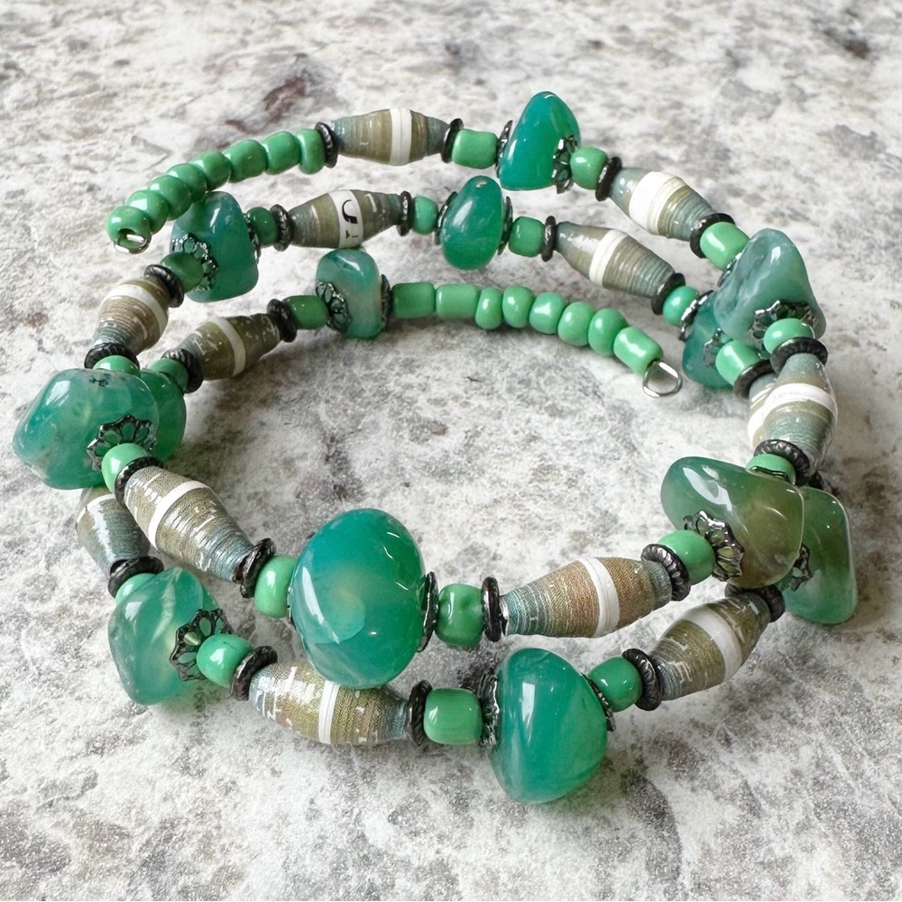 Hand Crafted Magazine Upcycled Paper Bead & Green Agate Memory Wire Bracelet